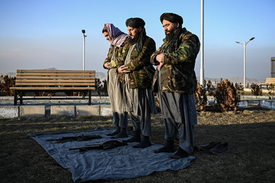 タリバン、アフガン首都に屋外スピーカー400個新設 礼拝呼び掛けで