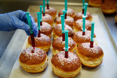 元気注入！ 「ワクチンジャム」入りドーナツ スイス