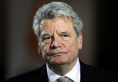 ドイツ新大統領にガウク氏、旧東独出身者として初