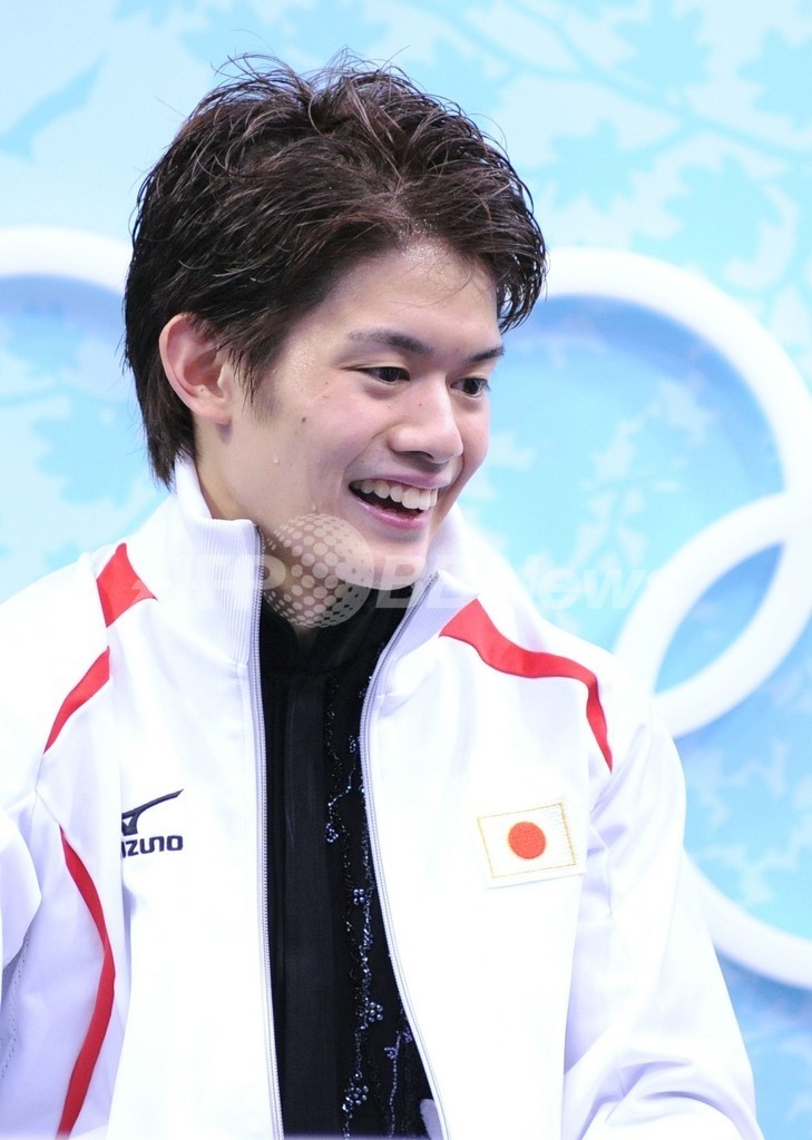 高橋が男子フィギュア初メダルの銅 優勝はライサチェク、バンクーバー冬季五輪