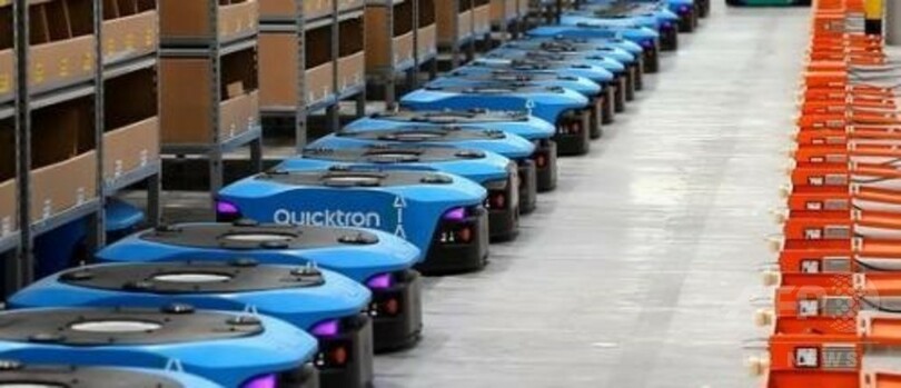 ロボットが走り回る…「お掃除」ではありません　広東・アリババ傘下の企業倉庫