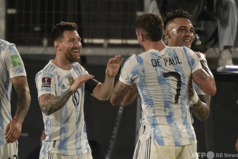 アルゼンチンがウルグアイに完勝 メッシが先制点 W杯南米予選 写真10枚 国際ニュース Afpbb News