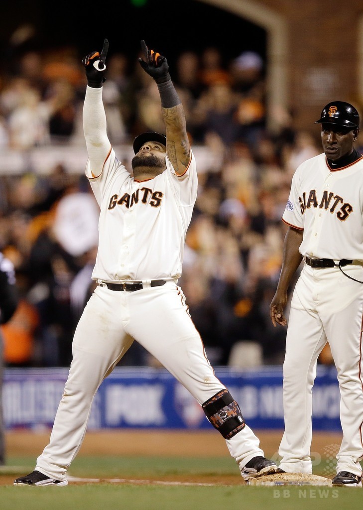 ジャイアンツが大勝、対戦成績をタイに戻す