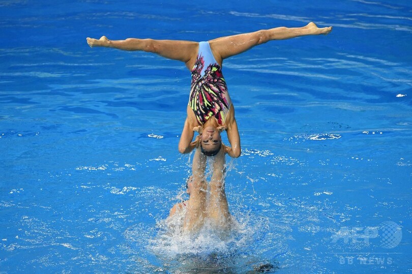 日本がシンクロ・チームで銀メダル、アジア大会