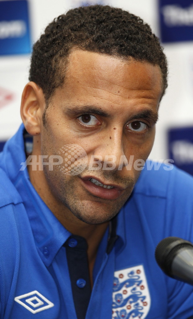 ホジソン監督とマンUのファーディナンドがFAの委員会に参加