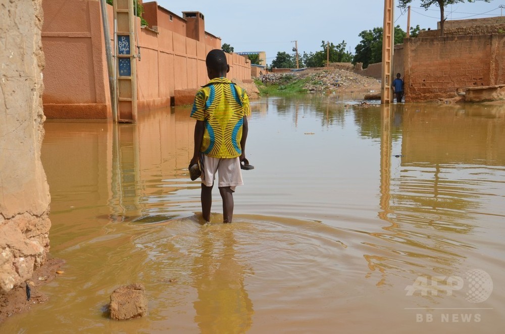 ニジェール洪水、50人死亡・12万人避難 豪雨3か月続く 写真9枚 国際 