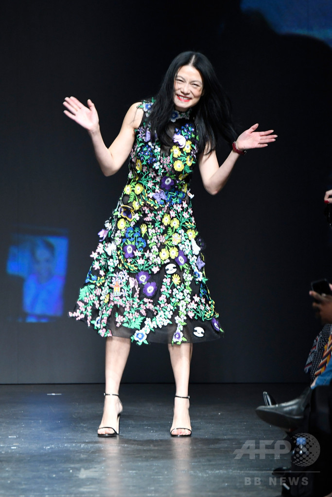 「ヴィヴィアン・タム」17年春夏