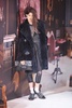 都内の在日スペイン大使館で開催された「LOEWE and JUNYA WATANABE COMME des GARçONS」のショー。(c)LOEWE and JUNYA WATANABE COMME des GARçONS