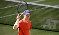 男子テニス、テラ・ウォルトマン・オープン、シングルス決勝。勝利を喜ぶヤニック・シナー（2024年6月23日撮影）。(c) CARMEN JASPERSEN / AFP