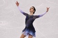 平昌冬季五輪、フィギュアスケート女子シングル・ショートプログラム（SP）の演技に臨むエフゲニア・メドベデワ（2018年2月21日撮影）。(c)AFP/ARIS MESSINIS