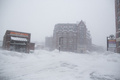 暴風雪に見舞われた米マサチューセッツ州ボストン市内（2015年2月15日撮影）。(c)AFP/Getty Images/Scott Eisen