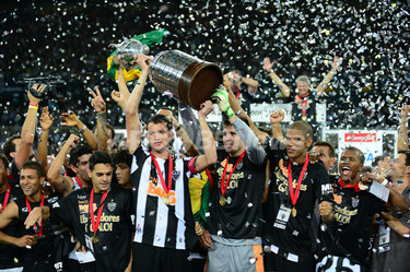 グレミオ 2018 選手用リベルタドーレス デッドストック アトレチコ・ミネイロがリベルタドーレス杯初制覇 写真10枚 国際