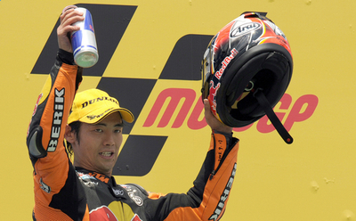 青山博一 マレーシアGP・250ccクラスを2位で終えシーズン2度目の表彰台入り