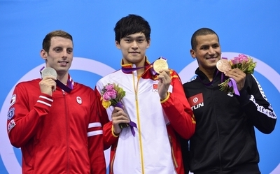 孫楊が世界新で金メダル、男子1500メートル自由形