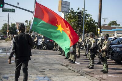 同性愛禁止法案可決、5年以下の拘禁刑・外国人は追放 ブルキナファソ