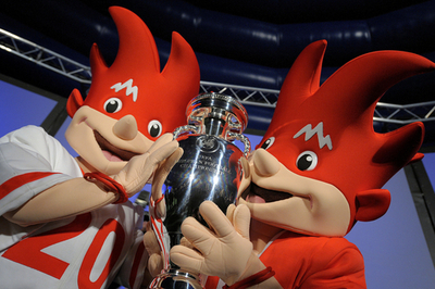 欧州選手権開幕まであと100日を切り体験ツアーがスタート