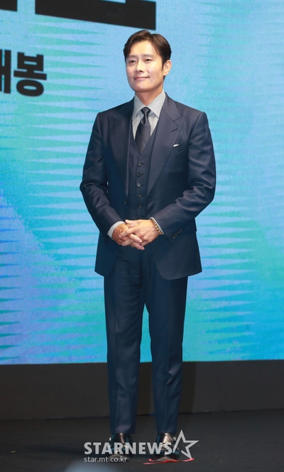 イ・ビョンホン、映画『非常宣言』制作発表会に出席 – KOREA WAVE