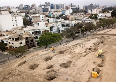 インカ帝国以前のミイラ発掘 ペルー