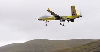 青海チベット高原で初の大型無人航空機による人工増雪試験　中国