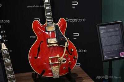 英バンド「オアシス」解散の因縁のギター、5900万円で落札