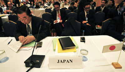 IWC年次総会閉幕、捕鯨反対派と賛成派の溝は埋まらず