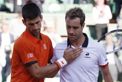 ジョコビッチがGS24大会連続8強、ナダルと対戦へ 全仏オープン