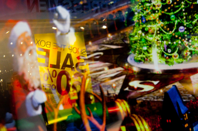 米ショッピングモールで「おじさん妖精」の偽爆弾騒ぎ、利用客数千人が避難