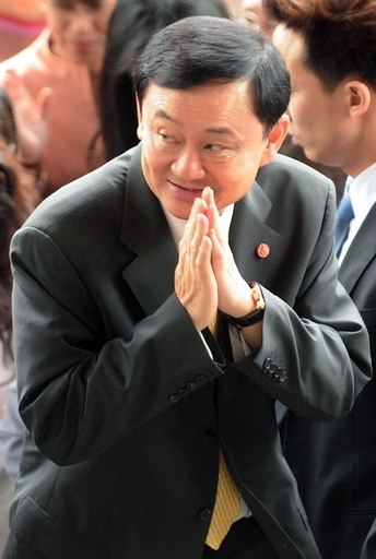 タクシン元首相にタイ最高裁が逮捕状