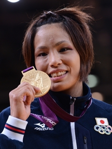 松本が金メダルを獲得、柔道女子57キロ級
