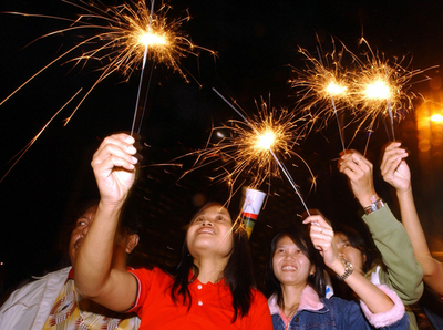 ＜世界の2007年＞イスラム教の祭典と重なる新年のお祝い - インドネシア