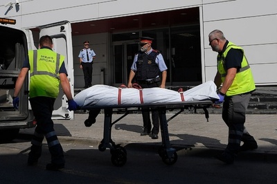 刃物男が警察署襲撃し射殺される、ISが犯行声明 スペイン北東部