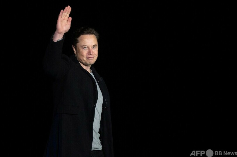 マスク氏、ツイッターの全株式取得を提案