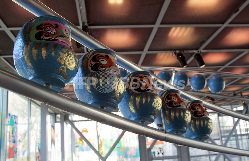 北野武が仏芸術文化勲章を受章、カルティエ現代美術財団で展覧会