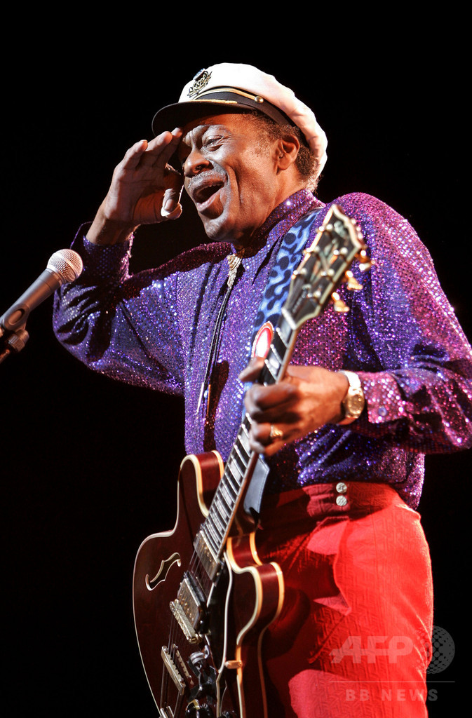 ロックンロールの創始者チャック・ベリーさん死去、90歳 米国