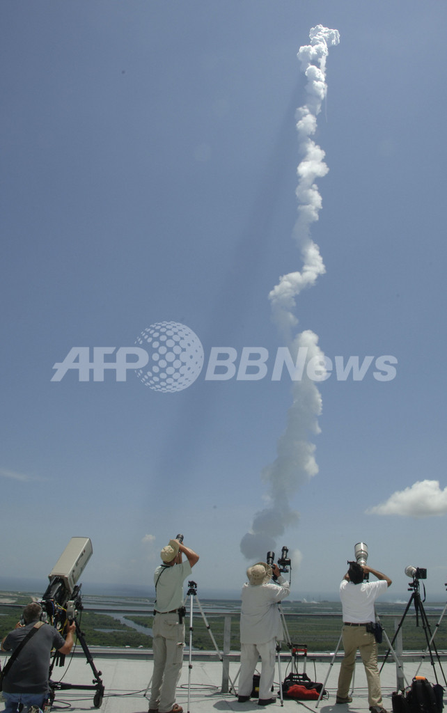 無人木星探査機「ジュノー」、打ち上げ成功