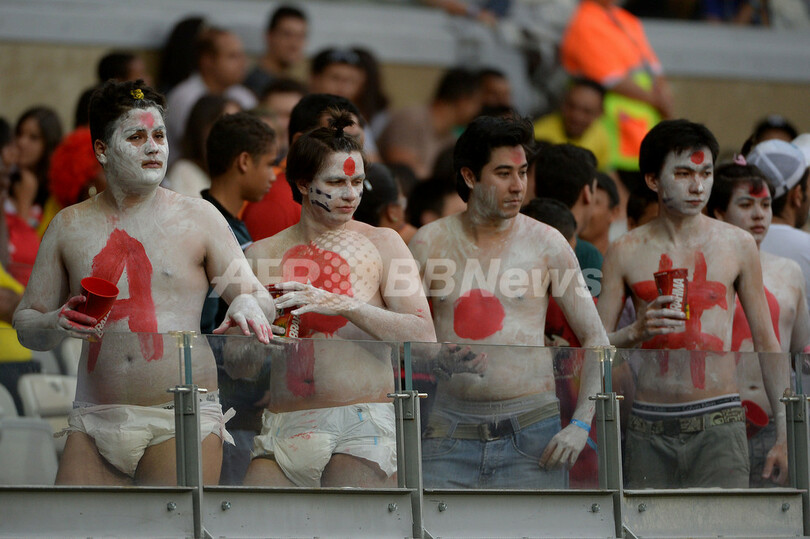 ブラジル美女から日本人サポーター、マスクマンまで・・・コンフェデ杯を盛り上げたサポーター