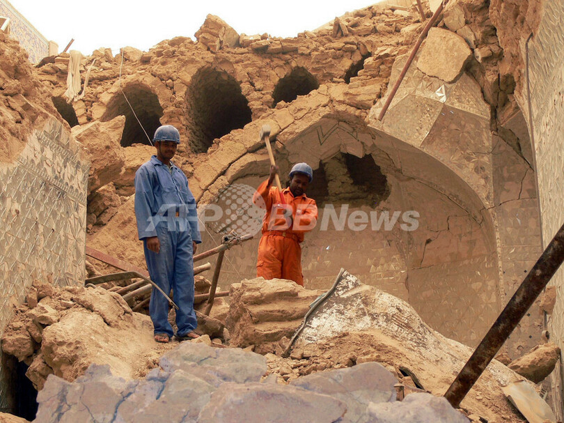 イラク、アスカリ聖廟の再建作業進む