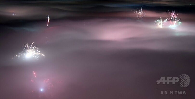 雲の上で 満開 新年祝う花火 独ミュンヘン 写真4枚 国際ニュース Afpbb News