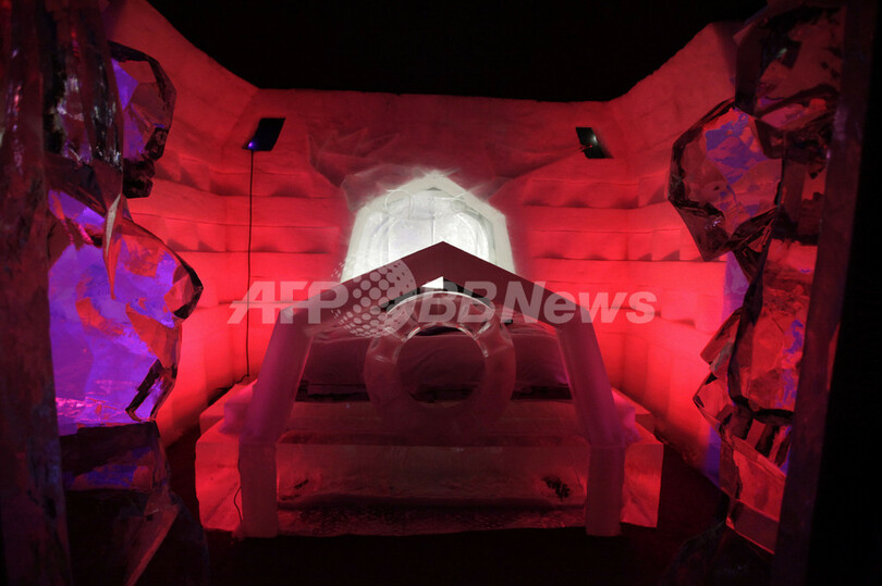 愛は冷めません、オランダに室温8度の「氷のホテル」