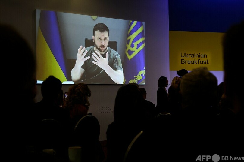 ウクライナ大統領、西側の「団結」に疑義 ダボス会議