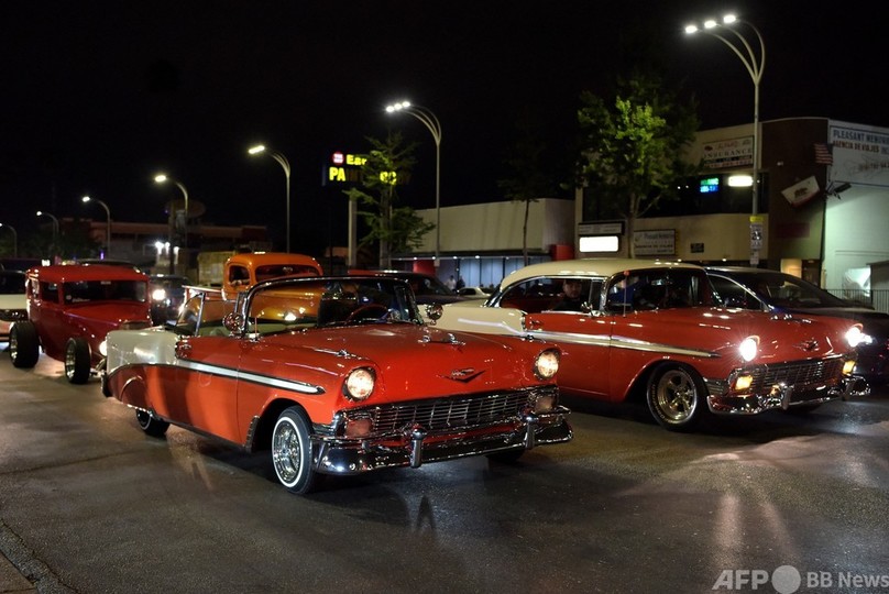 車高は低く 速度はゆっくり 米加州でローライダー走行会 写真枚 国際ニュース Afpbb News