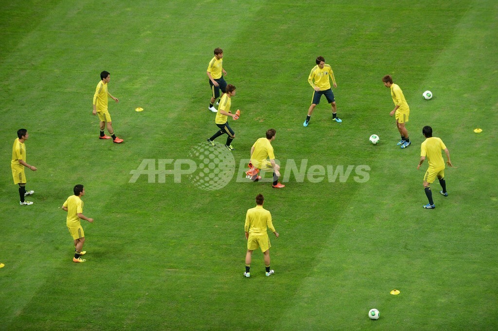 ブラジルとの開幕戦に向け日本代表が調整 コンフェデ杯 国際ニュース Afpbb News
