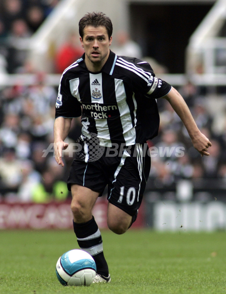 マイケル・オーウェン フィギュア 20番 img_dc474dbdeb352c94e06ace56c2