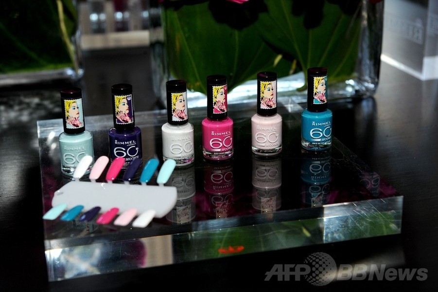 リタ・オラが「リンメル」とコラボ、NYでお披露目！