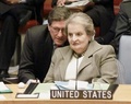 米国務長官在任時、国連安全保障理事会に出席したマドレーン・オルブライト氏（1999年9月24日撮影）。(c)MATT CAMPBELL / AFP