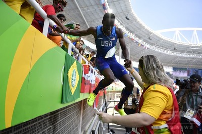 リオ五輪で求婚ラッシュ 馬術 陸上で連日の公開プロポーズ 写真10枚 国際ニュース Afpbb News