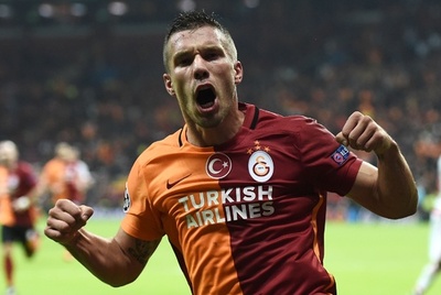 ポドルスキがヴィッセル神戸加入、クラブが正式発表