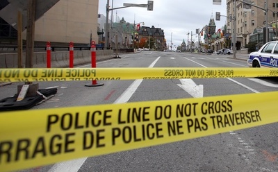 カナダのカジノで男が発砲、警官2人負傷