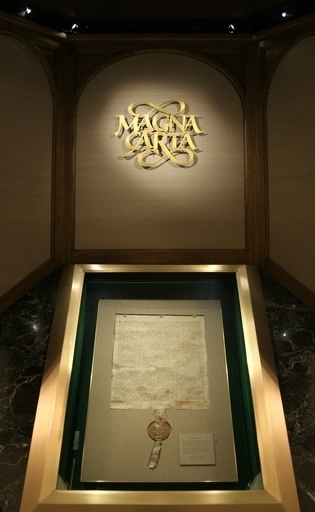 マグナカルタの写本、NYの競売で24億円落札