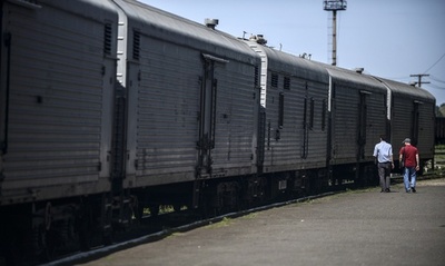 マレーシア機撃墜、オランダ調査官が遺体確認を開始